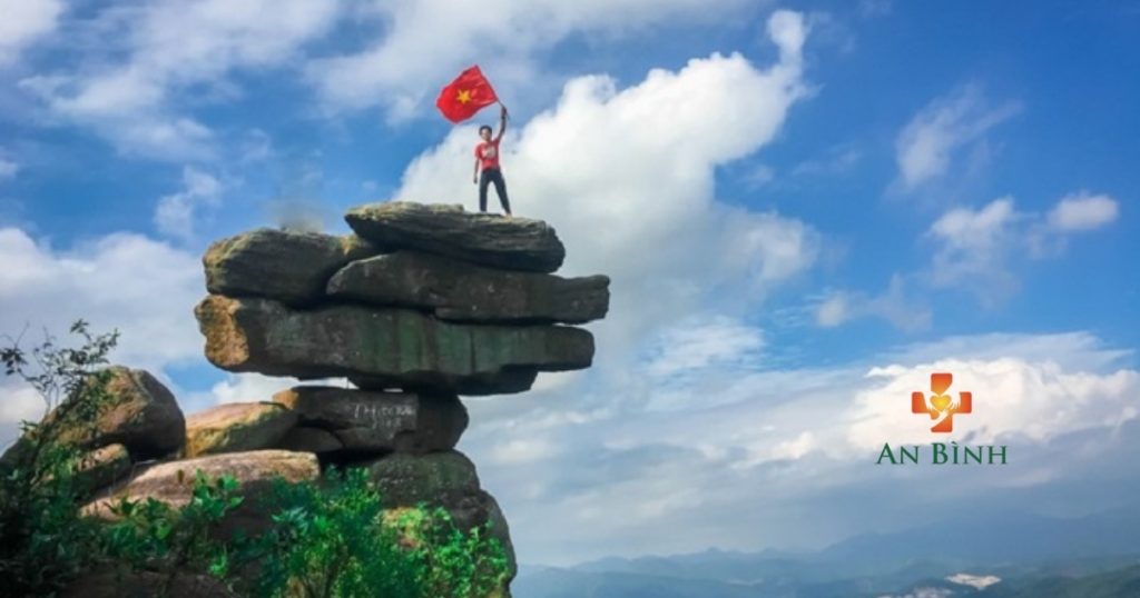 xe cấp cứu Hoành Bồ